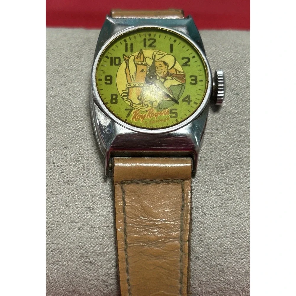 Vintage 1950s ROY ROGERS & TRIGGER Green Round Mens Watch Original Band READ